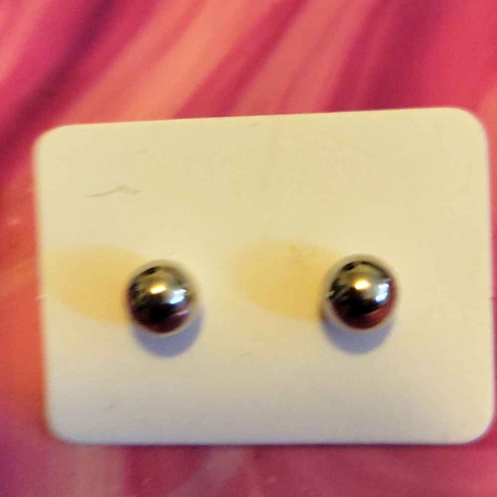 Ladies ball stud earrings
